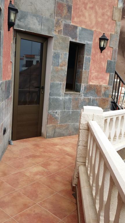 Vivienda Vacacional La Roca La Restinga Bagian luar foto